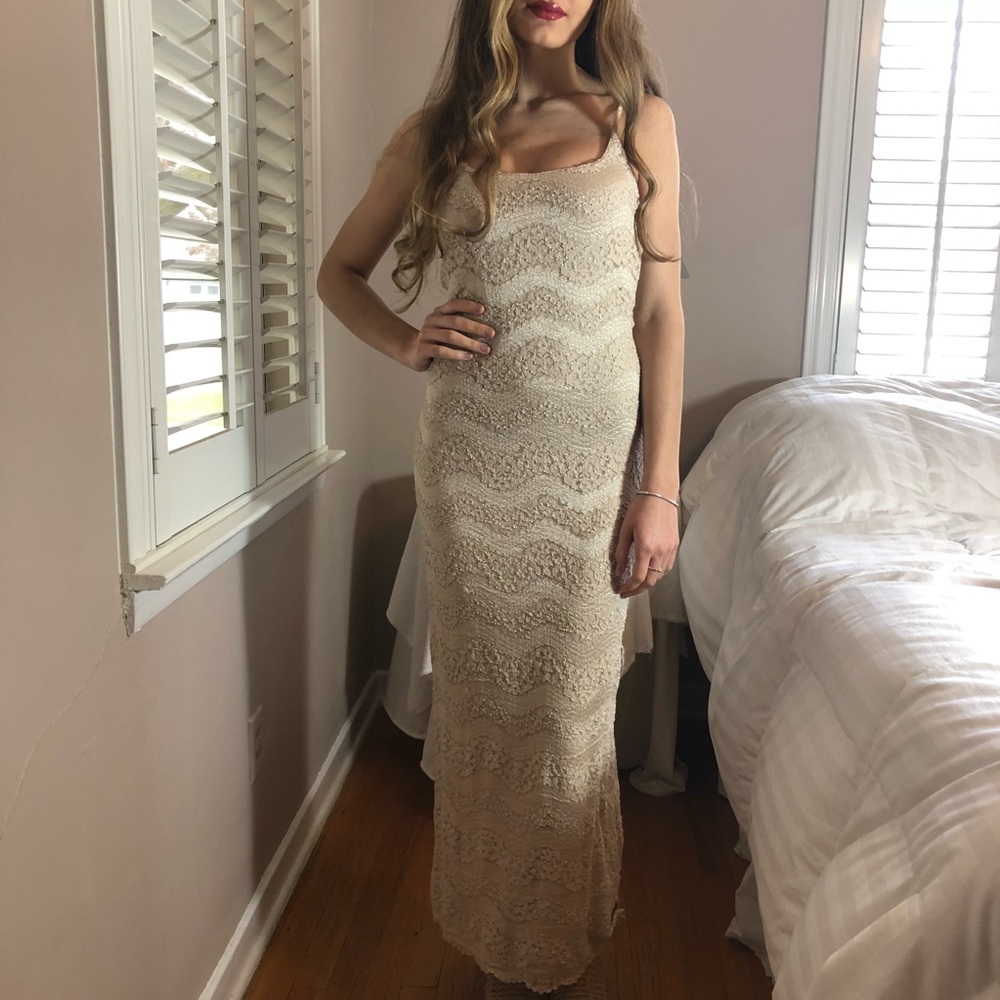 Deifik Ivory Lace Spring Maxi Dress